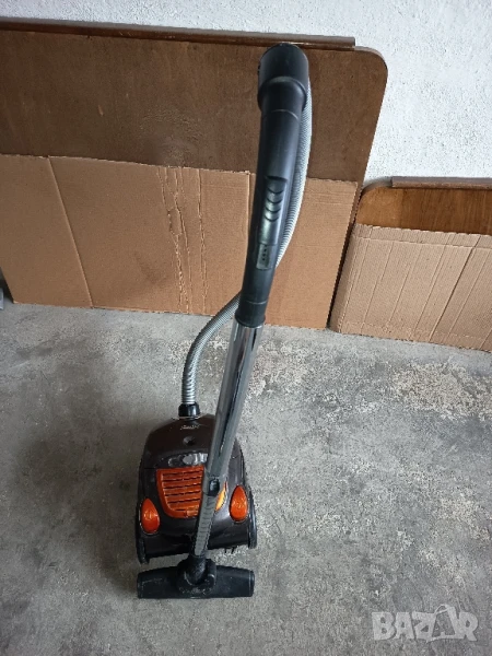 Прахосмукачка Zephyr Z 1001 AR, снимка 1