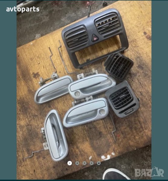 Subaru legacy 1998година Външни дръжки и духалки парно, снимка 1