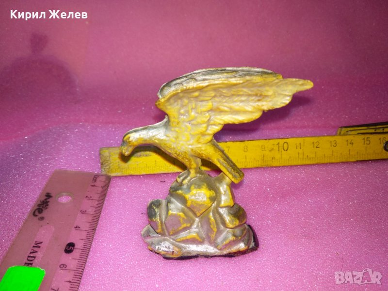 СТАРА БАКЕЛИТОВА ФИГУРКА на ОРЕЛ с РАЗПЕРЕНИ КРИЛЕ 42888, снимка 1
