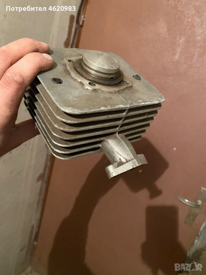 Цилиндър с бутало за мотор мотоциклет, снимка 1