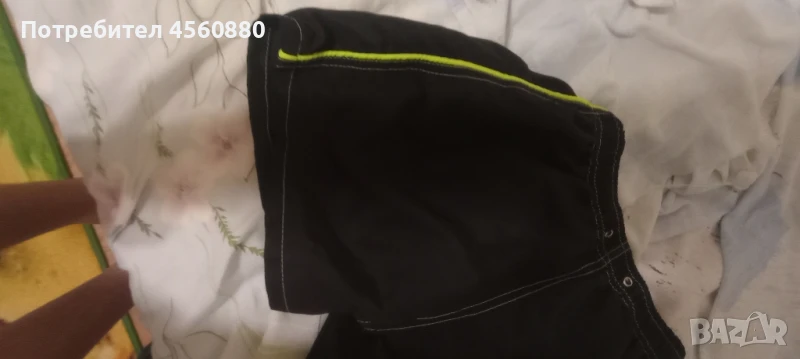 Черно-зелени къси гащи, снимка 1