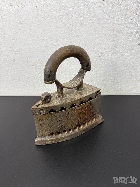 Чугунена ютия на жар / въглени. №7820, снимка 1