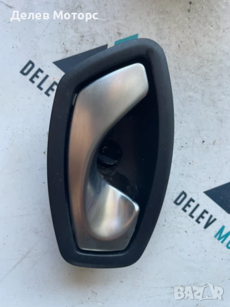 Дръжка вътрешна дясна 806700005R за Renault Captur 1.5 DCI, 5sp, 90ph.,engine K9KE628, R2R01, 2018г., снимка 1