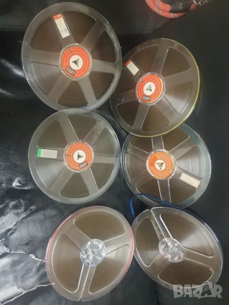 Магнетофонна ролка 21см. с лента
Basf i emitape. В много добро състояние. Без запис. По 30лв./бр., снимка 1