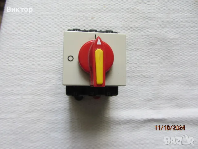 Пакетен трифазен ел. прекъсвач 63A, снимка 1