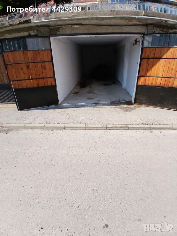 Продавам гараж, снимка 1