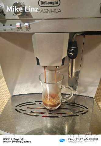 Delonghi ESAM03. 120.S Magnifica, снимка 3 - Кафемашини - 52796881