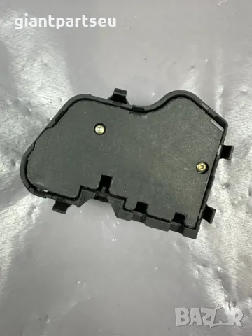 Бутон Управление за седалка Мерцедес Mercedes-benz W210 2108213751, снимка 3 - Части - 49090838