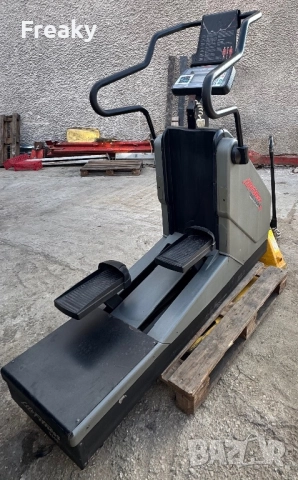 Life Fitness Елиптичен кростренажор  CT9500 Elliptical Cross Trainer CT9500, снимка 3 - Фитнес уреди - 52950179