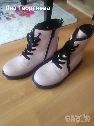 Нови боти за момиче номер 35