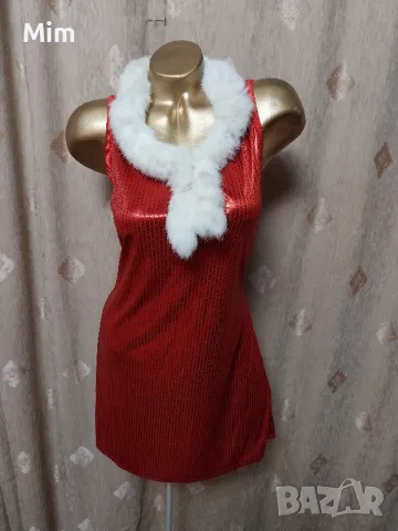 М/L Червена рокля с бял шал от заяк, снимка 2 - Рокли - 48302290