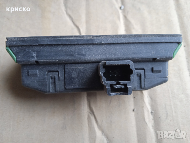 сензор дъжд пежо , снимка 4 - Части - 44748010