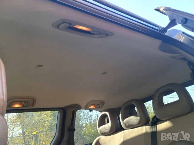 Продавам запазен и икономичен ван, снимка 4 - Автомобили и джипове - 52384160