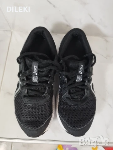 Маратонки Asics, снимка 3 - Детски маратонки - 51285869
