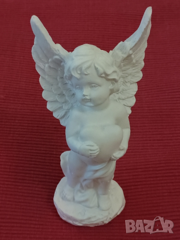 Статуетка ангелче,полирезин. 