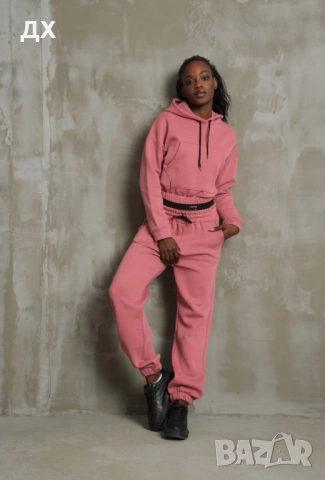 Дамски ватирани екипи , снимка 5 - Спортни екипи - 52498138