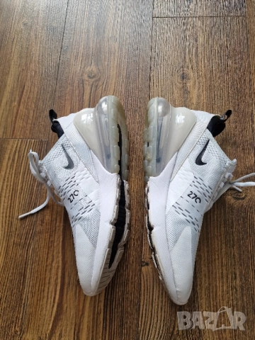 Страхотни мъжки маратонки NIKE MAX 270 , номер 45, снимка 4 - Маратонки - 52354652