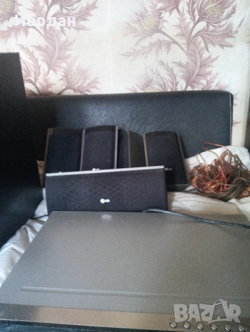 Домашно кино LG, снимка 2 - Плейъри, домашно кино, прожектори - 50748376