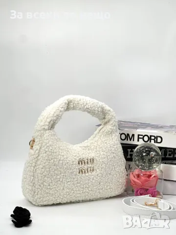 Miu Miu Дамска Пухкава Чанта Миу Миу - Налични различни цветове Код D1589, снимка 3 - Чанти - 48610045