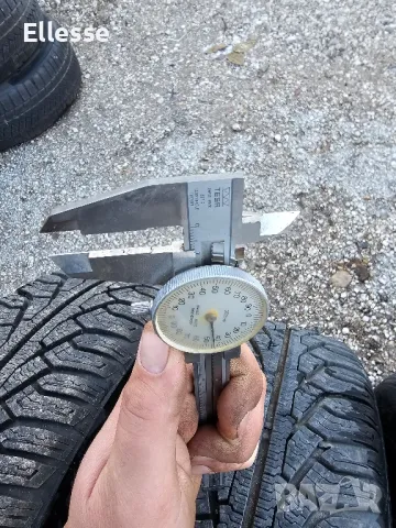 4 броя зимни Uniroyal, Semperit , снимка 4 - Гуми и джанти - 48093122