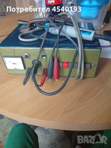 зарядно за акумулатор + поялник , снимка 5 - Аксесоари и консумативи - 54066631