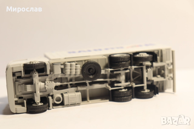 HERPA 1:87 H0 MERCEDES ACTROS КАМИОН МОДЕЛ КОЛИЧКА, снимка 6 - Колекции - 52553015