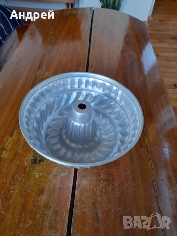 Стара алуминиева форма за кекс #8, снимка 2 - Други ценни предмети - 38244635