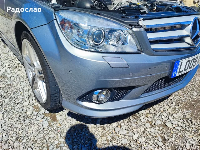 Броня предна АМГ от Мерцедес W204 преди фейса , снимка 3 - Части - 55963869
