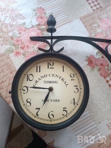 Стенен часовник с 2 страни Deuba, Черен, 17 см, снимка 1 - Антикварни и старинни предмети - 44238351
