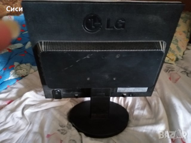 Монитор LG FLATRON L1752S, снимка 8 - Монитори - 36765607