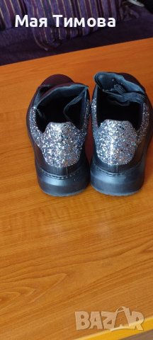 Дамски сникърси Alexander McQueen , снимка 2 - Маратонки - 38285506