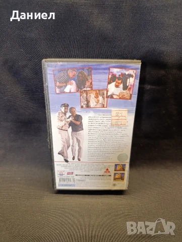 VHS В открито море, снимка 2 - Комедии - 51076631