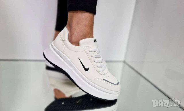 дамски маратонки nike, снимка 3 - Маратонки - 51028149