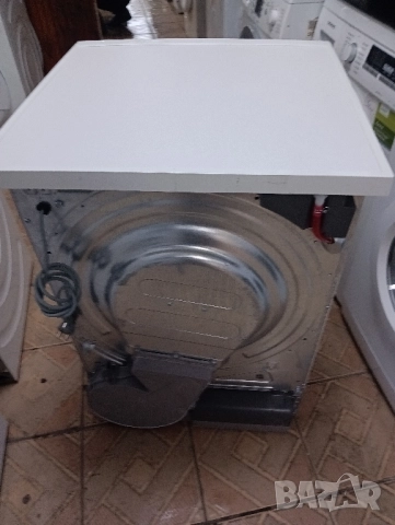 Като нова сушилня с термопомпа АЕГ Aeg Protex Plus A+++ 8кг 2 години гаранция!, снимка 3 - Сушилни - 52474744