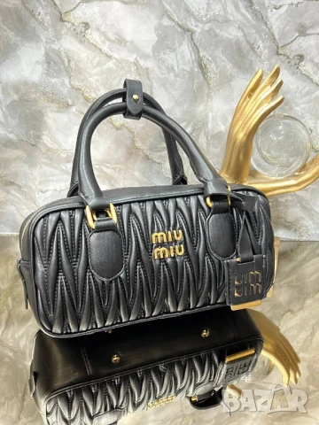 чанти Miu Miu , снимка 8 - Чанти - 50682001