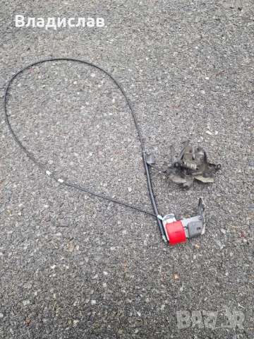 Преден Капак с механизъма и жилото Volvo v40 , снимка 5 - Части - 48055241