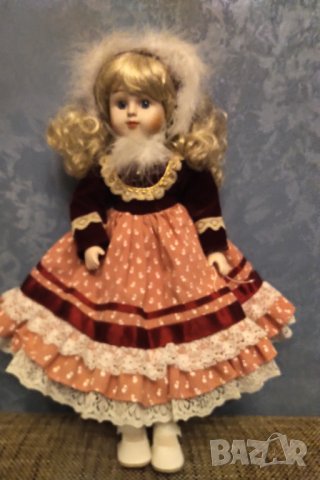 Страхотна Порцеланова кукла, снимка 1 - Колекции - 34145952