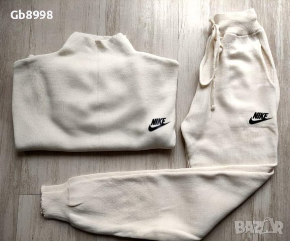 Дамски екип Nike , снимка 4 - Спортни екипи - 44183887