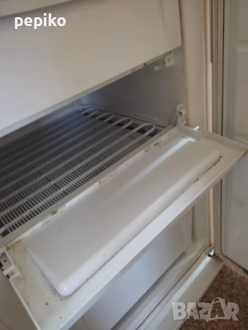 Продавам  употребяван хладилник с фризер GAMALUX, снимка 2 - Хладилници - 51287259