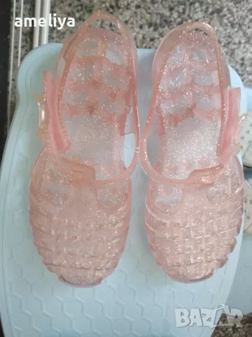 Обувки и сандали за момиче , снимка 5 - Детски сандали и чехли - 49654949