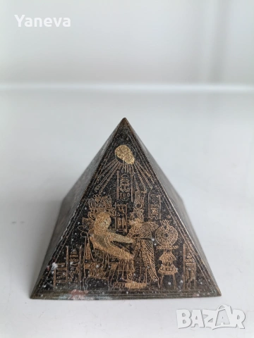 Vintage , бронзови, енергийни пирамиди с египетски мотиви , снимка 10 - Статуетки - 53020015
