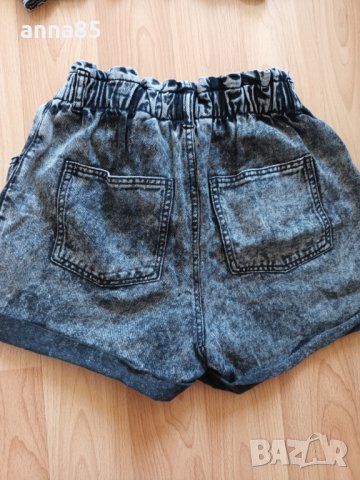 XS, S Къси дънки H&M, снимка 2 - Дънки - 37239623