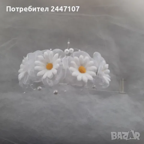 Диадема, снимка 2 - Аксесоари за коса - 49315383