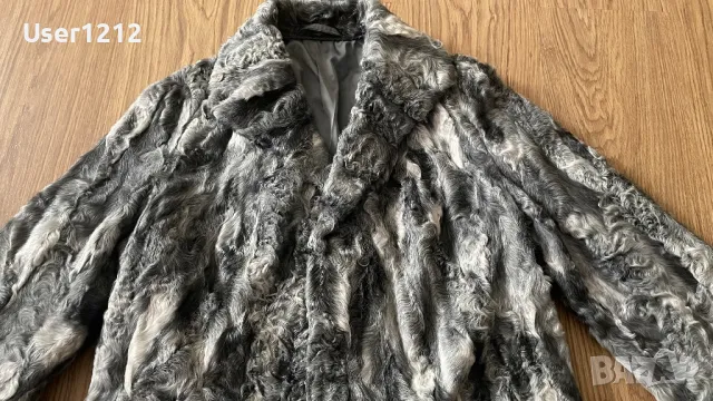 Дамско палто от астраган Swakara , снимка 2 - Якета - 48890210