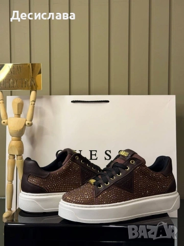 Дамски кецове Guess , снимка 3 - Кецове - 54044009