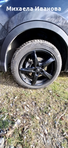 Nissan Qashqai, снимка 8 - Автомобили и джипове - 52915885