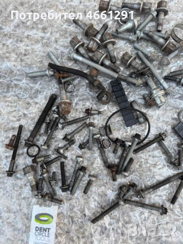 Болтове за двигател на Мерцедес Mercedes 2.2Cdi 651 само по 5лв. броя, снимка 10 - Части - 52556407