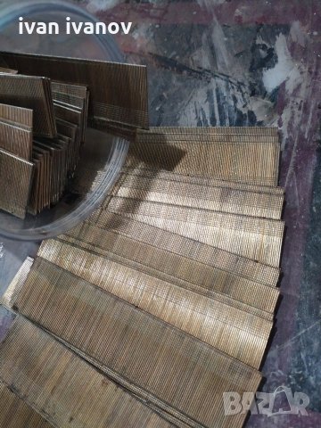 Пирони за въздушен такер