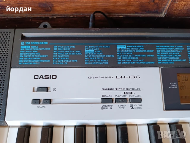 Синтезатор Casio LK136, снимка 3 - Синтезатори - 50774361