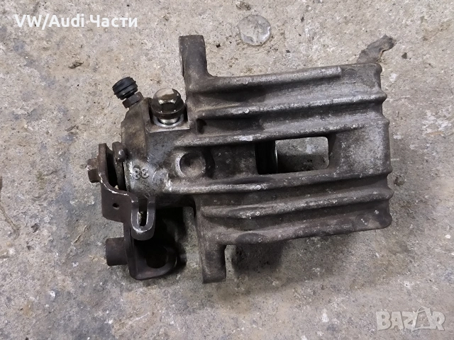 Заден десен спирачен апарат за Голф 4 Ауди А3 Сеат Шкода VW Golf 4 Audi A3 Seat Skoda Bora , снимка 2 - Части - 53037777